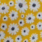 Chalis estampado amarillo con flores